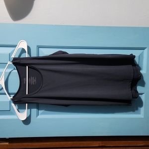 ☀️5 for $25☀️Danskin Now Semi-Ffit tank